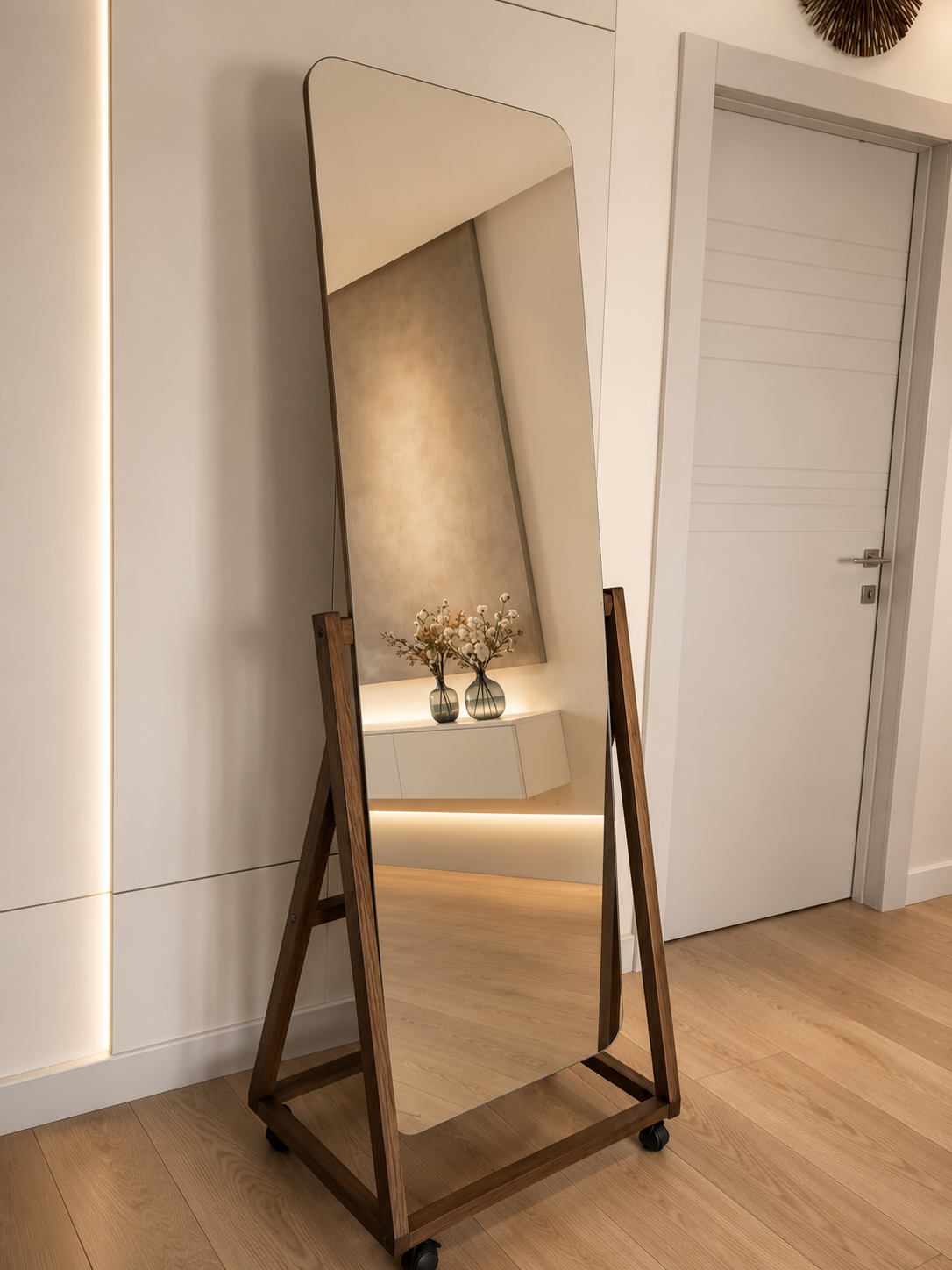 Andora Mirror