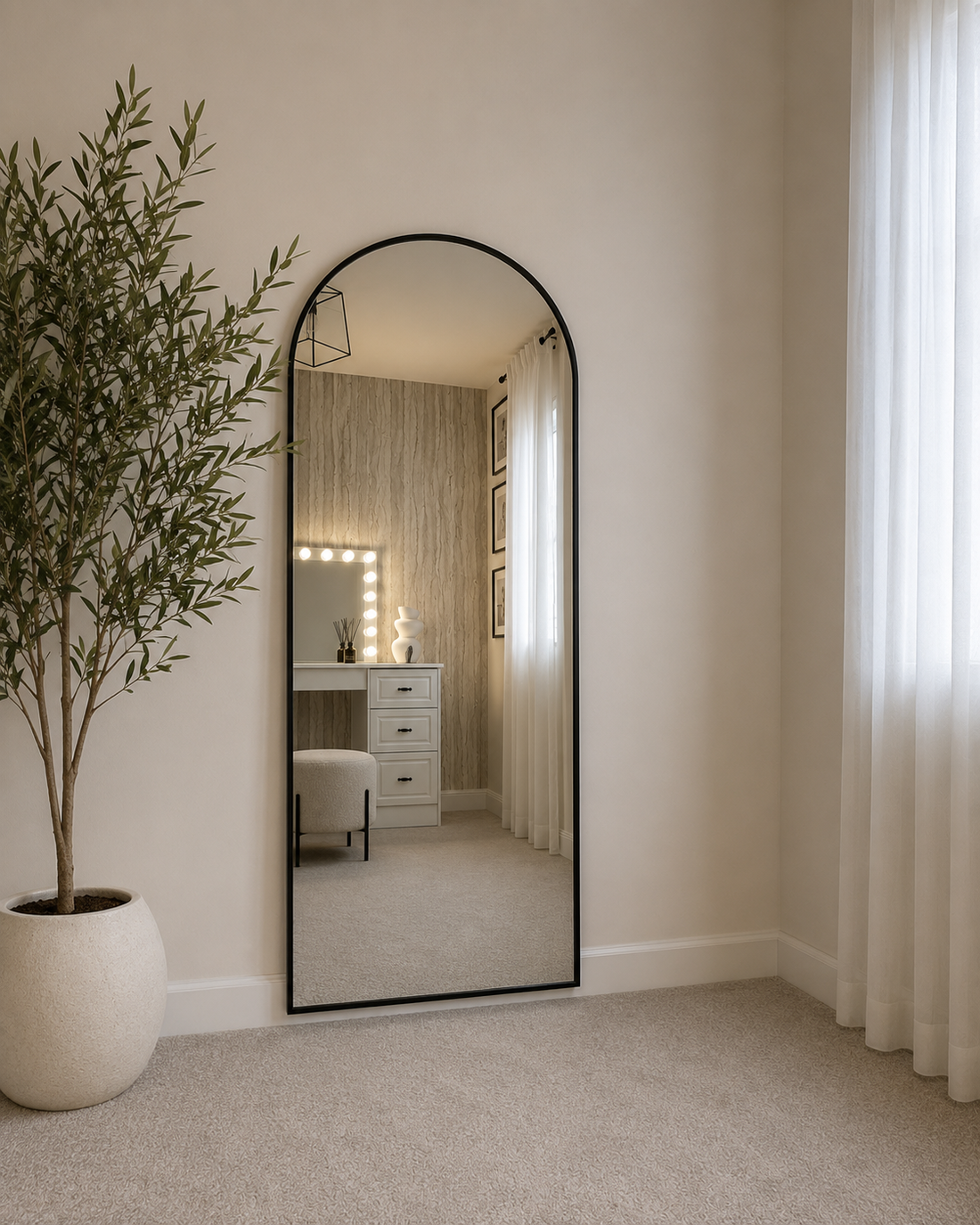 Tivora Mirror
